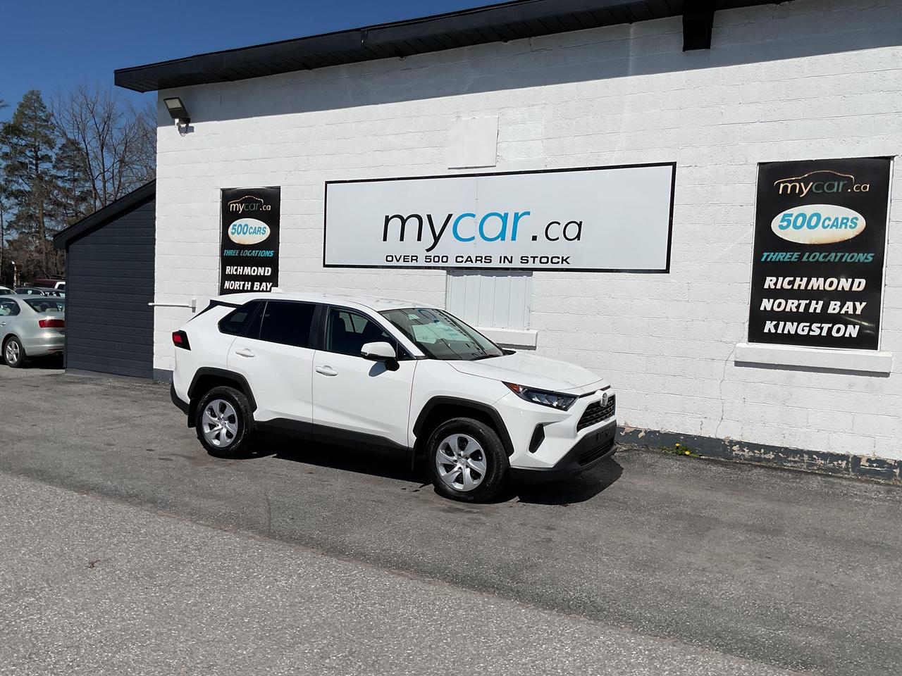 2024 Toyota RAV4 LE 4dr All-wheel Drive Photo