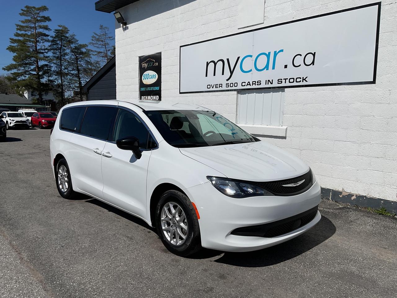 2024 Chrysler Grand Caravan SXT Front-Wheel Drive Passenger Van Photo0