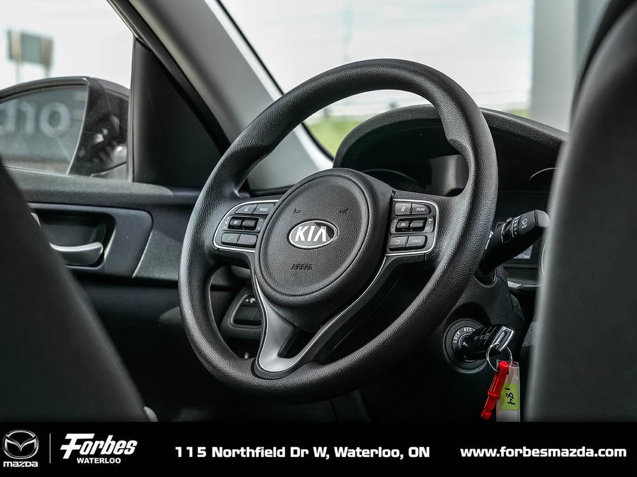 2016 Kia Optima LX AT (A6) 4dr Sedan Photo