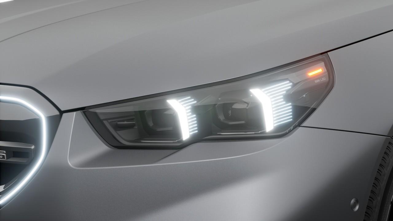 2027 BMW M5 Base 4dr All-Wheel Drive Touring Photo