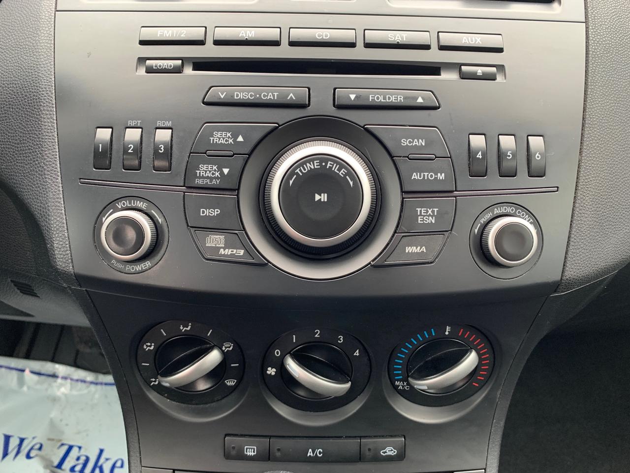 2013 Mazda MAZDA3 4dr HB Sport Auto GX Photo