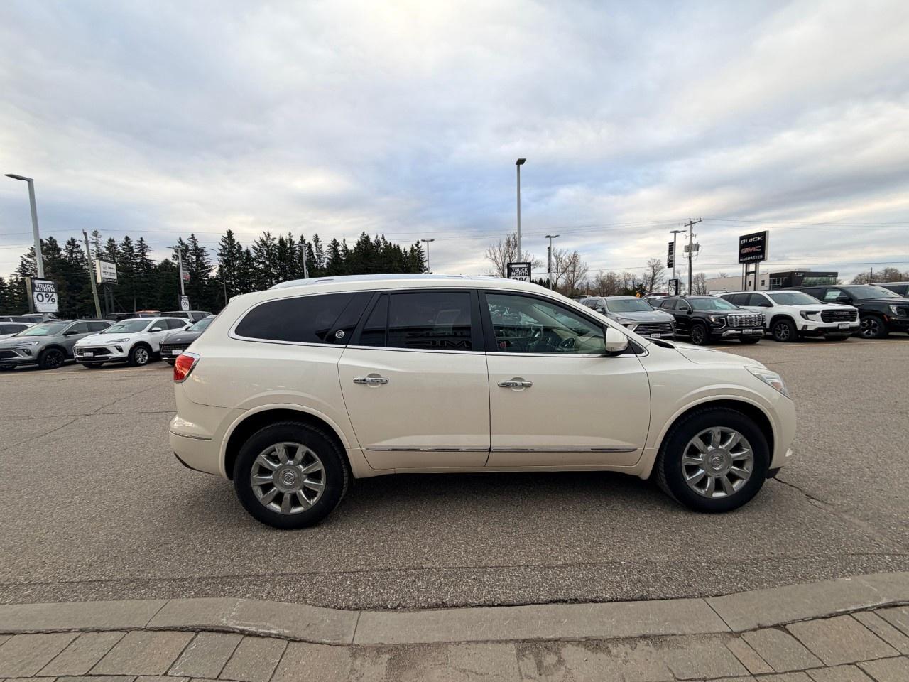 2015 Buick Enclave AWD 4dr Leather Photo