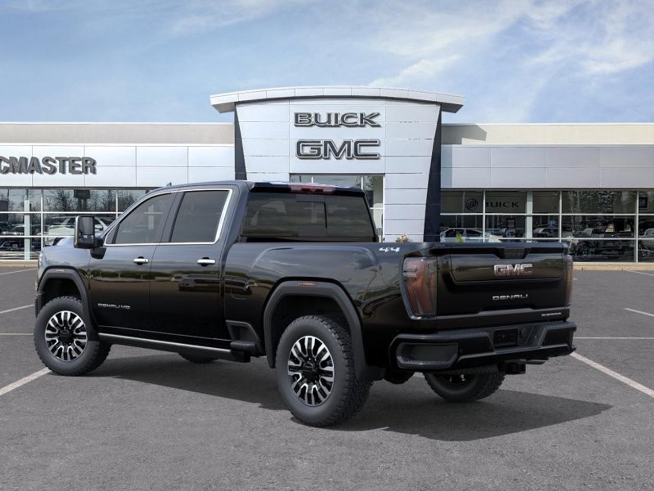 2026 GMC SIERRA 2500HD Crew Cab Standard Box 4-Wheel Drive Denali Ultimate Photo3