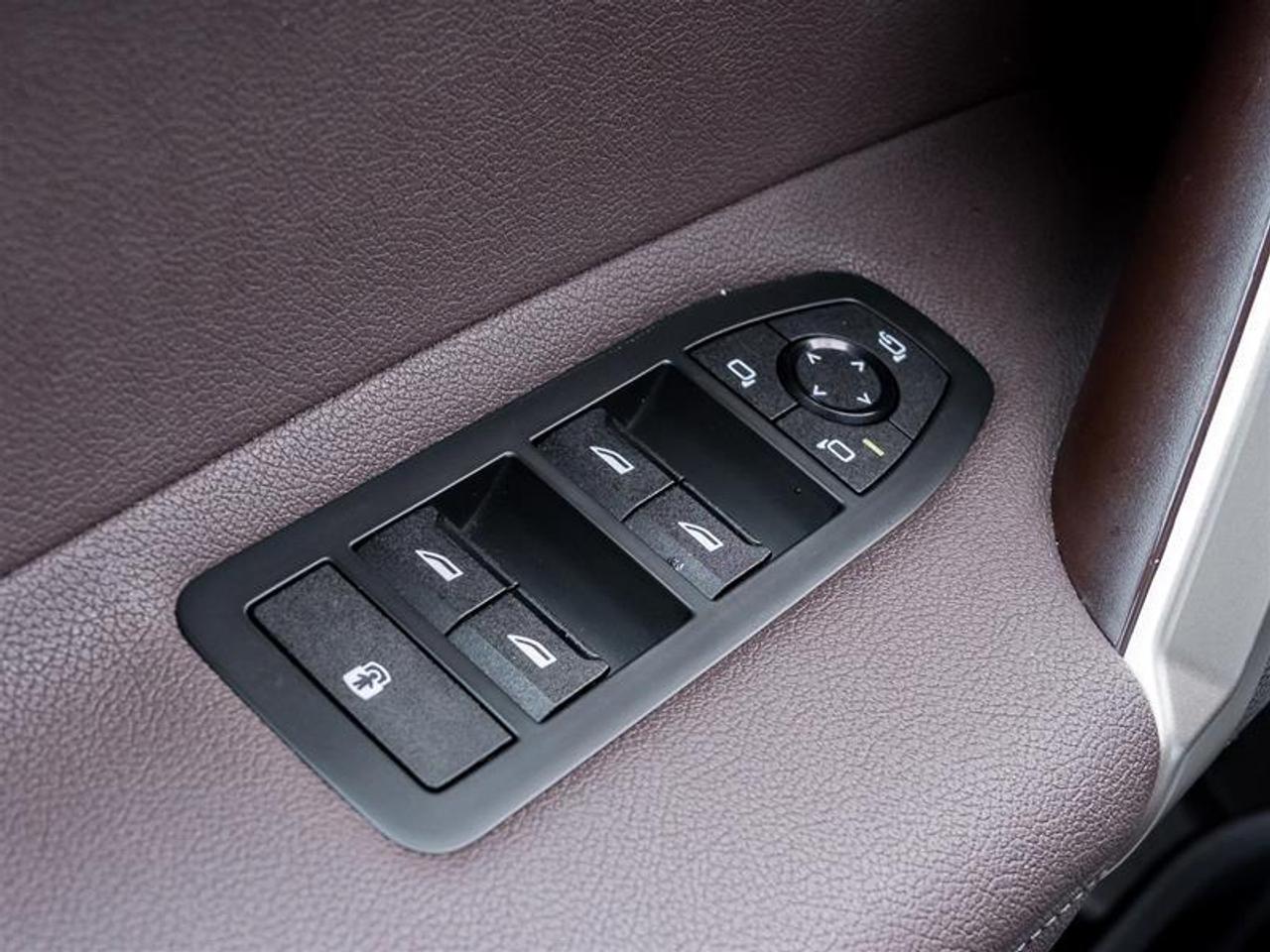 2023 BMW iX xDrive40 4dr All-Wheel Drive Sports Activity Vehicle Photo