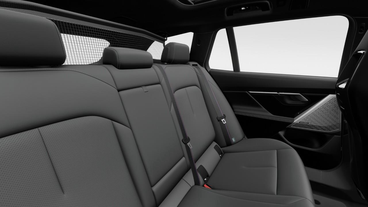 2027 BMW M5 Base 4dr All-Wheel Drive Touring Photo