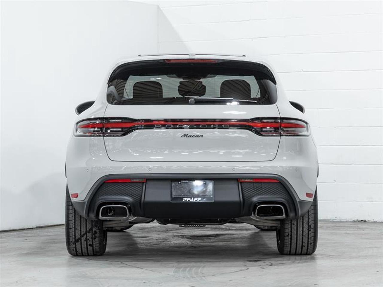 2026 Porsche Macan  Photo