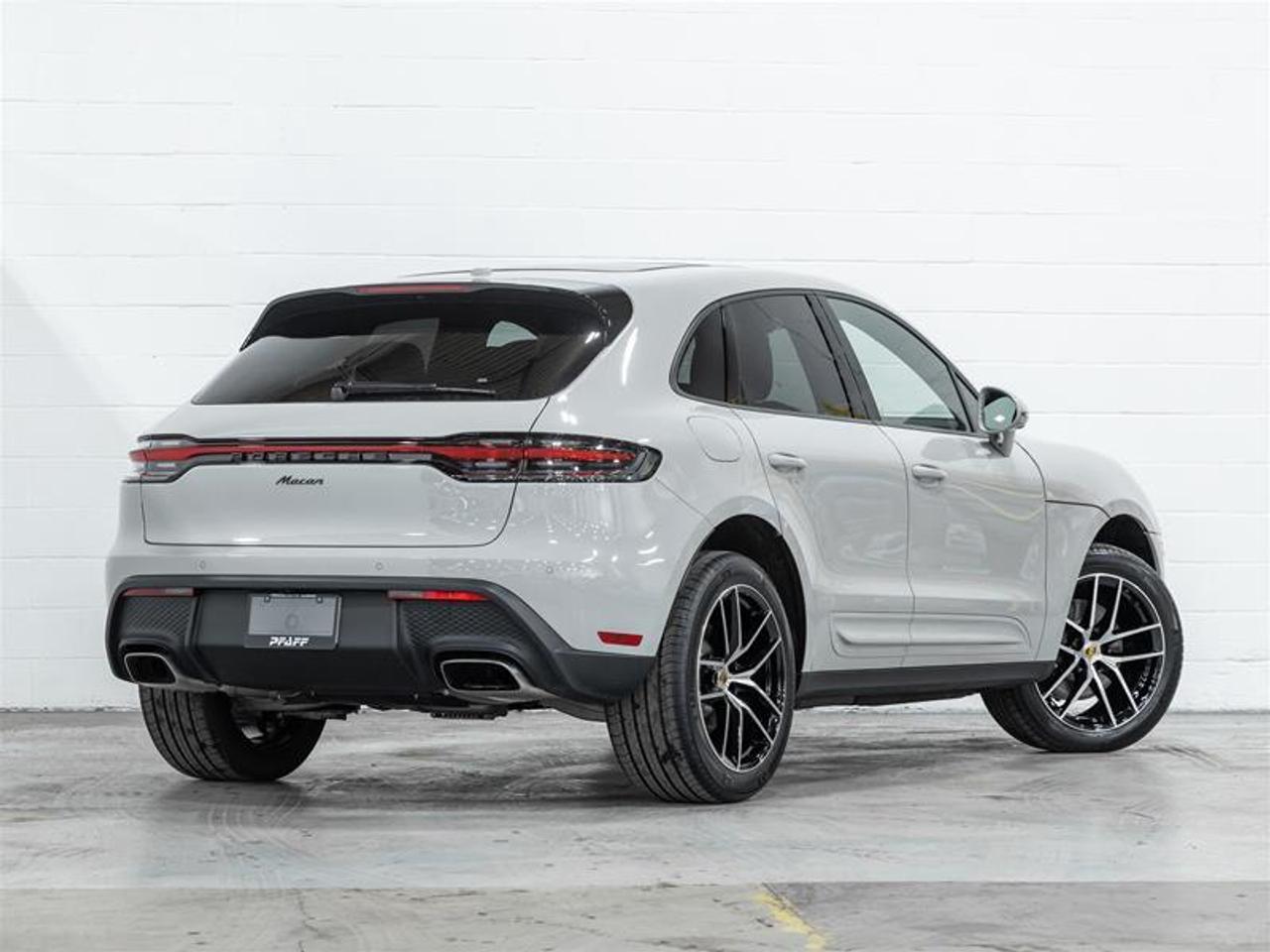 2026 Porsche Macan  Photo