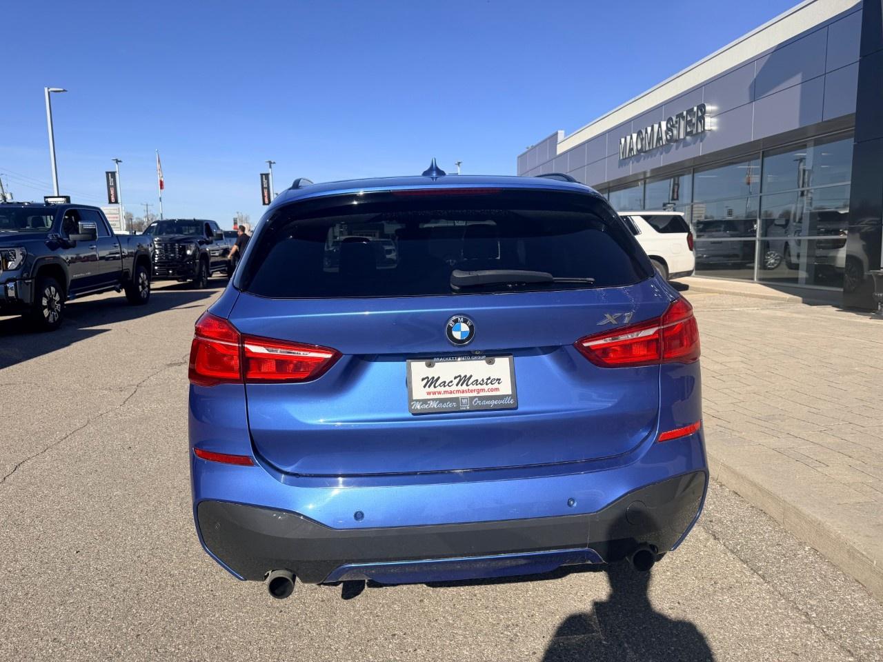 2017 BMW X1 AWD 4dr SAV Photo3