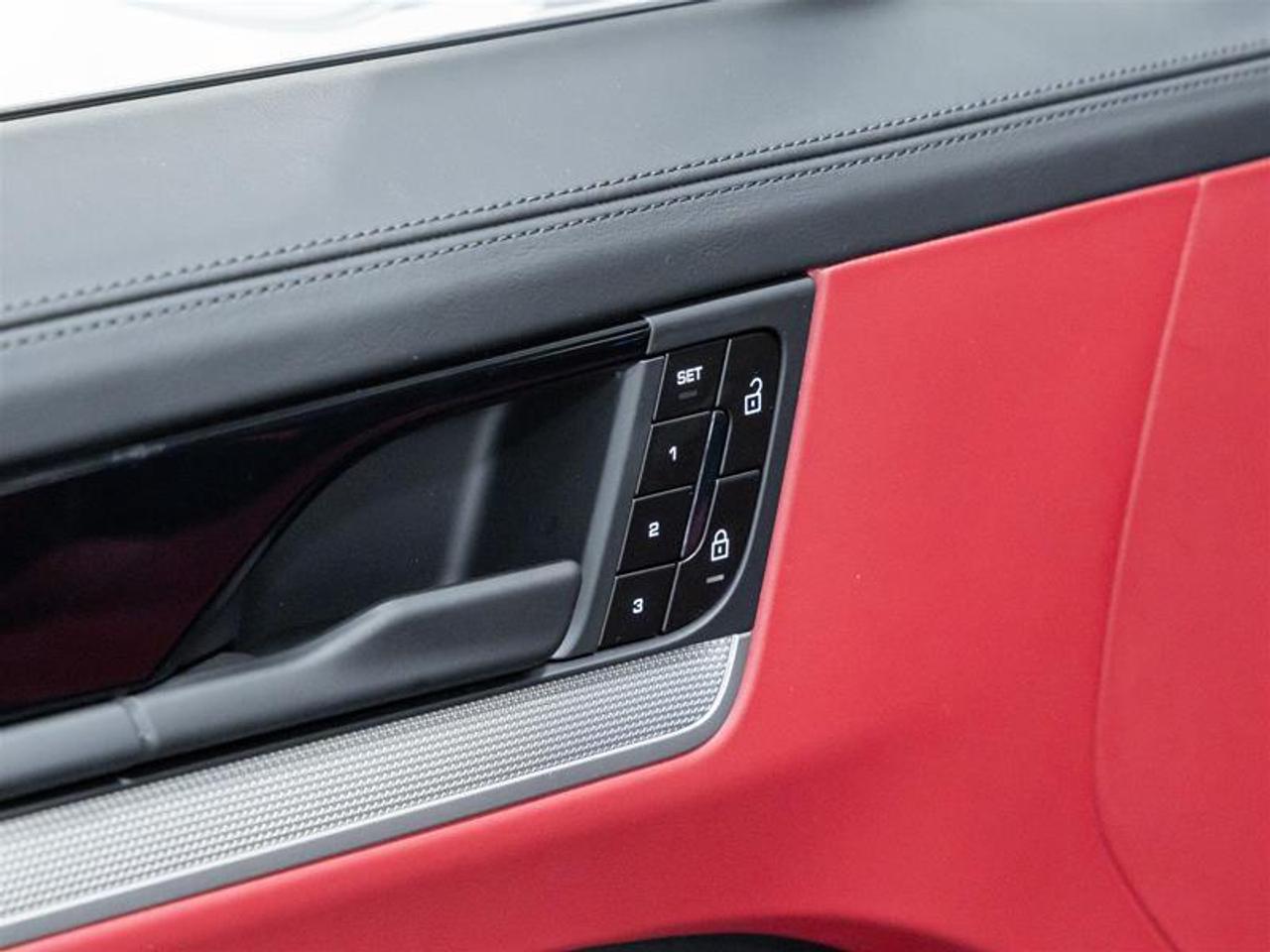 2026 Porsche Cayenne  Photo