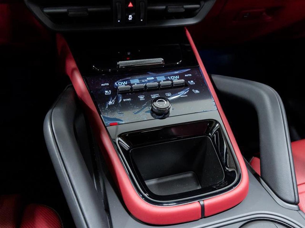 2026 Porsche Cayenne  Photo