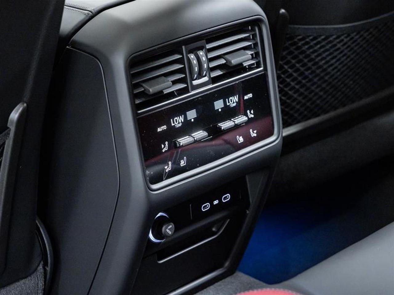 2026 Porsche Cayenne  Photo