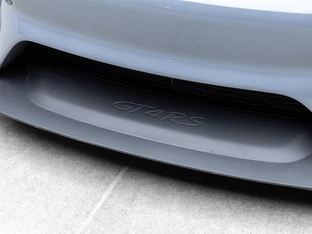 2023 Porsche 718 Cayman  Photo