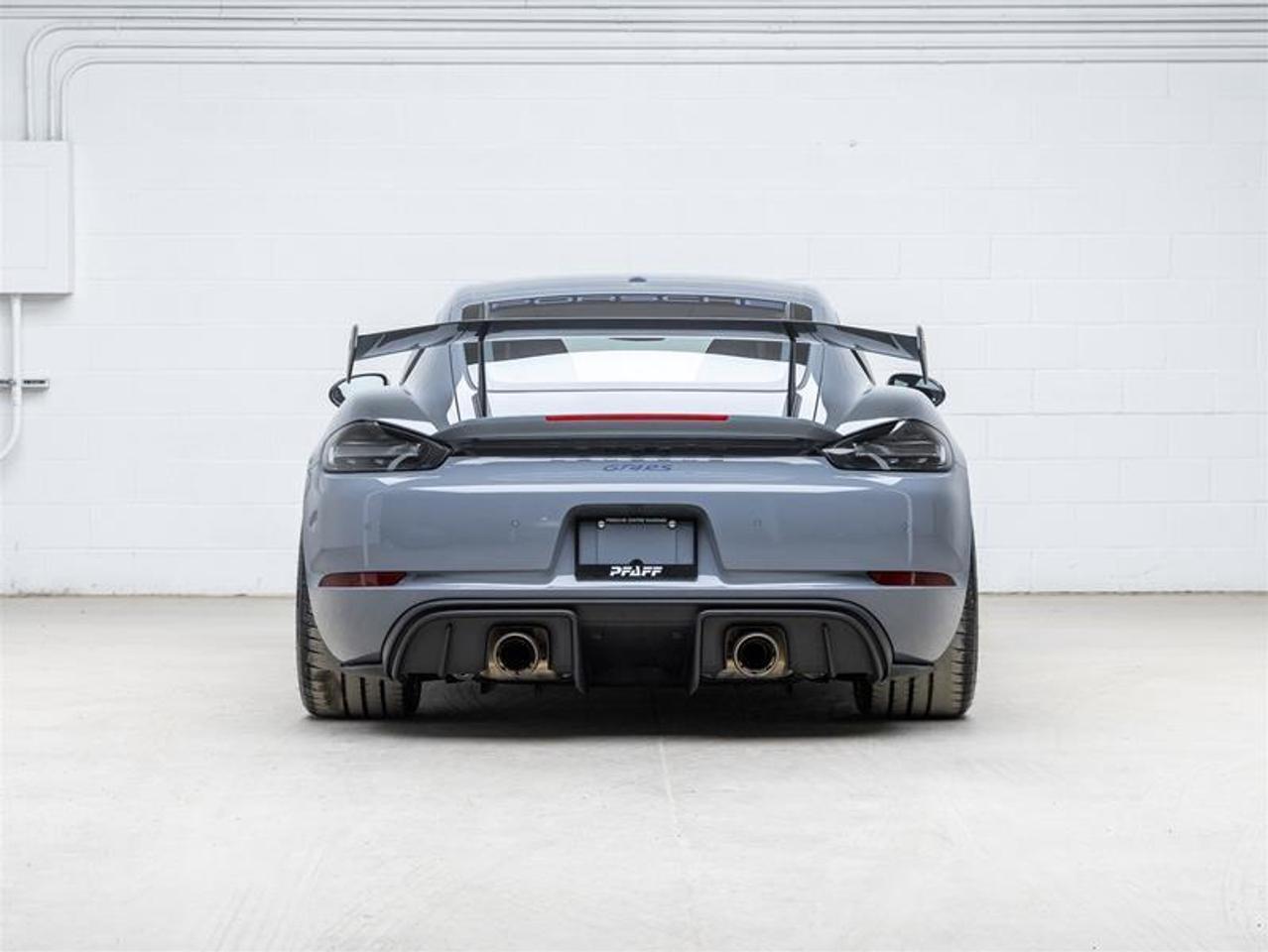 2023 Porsche 718 Cayman  Photo