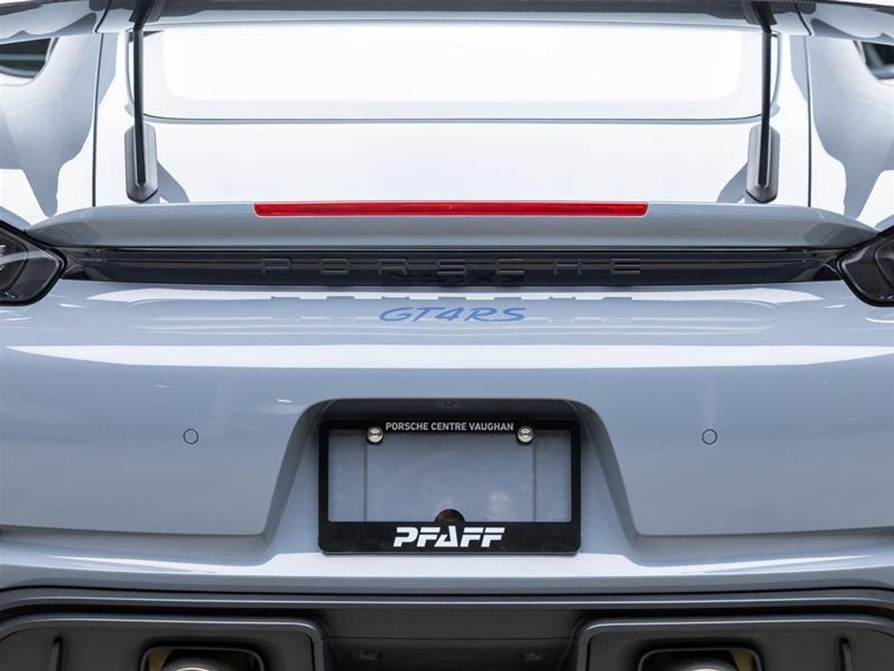 2023 Porsche 718 Cayman  Photo