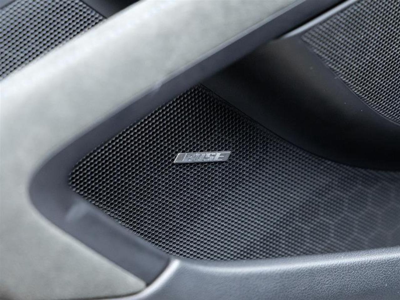 2023 Porsche 718 Cayman  Photo
