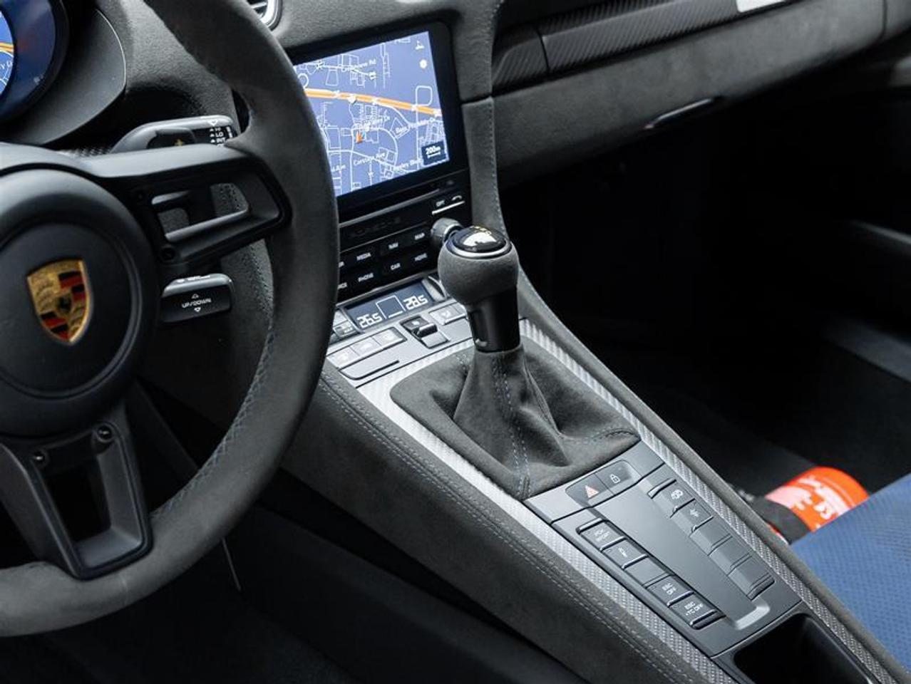 2023 Porsche 718 Cayman  Photo