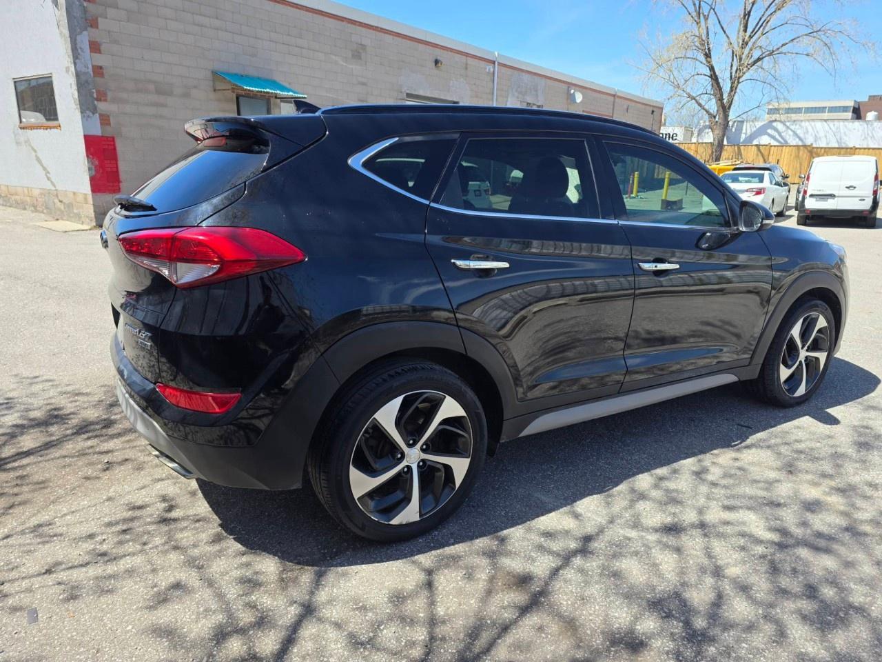 2017 Hyundai Tucson AWD 4DR 1.6L LIMITED Photo