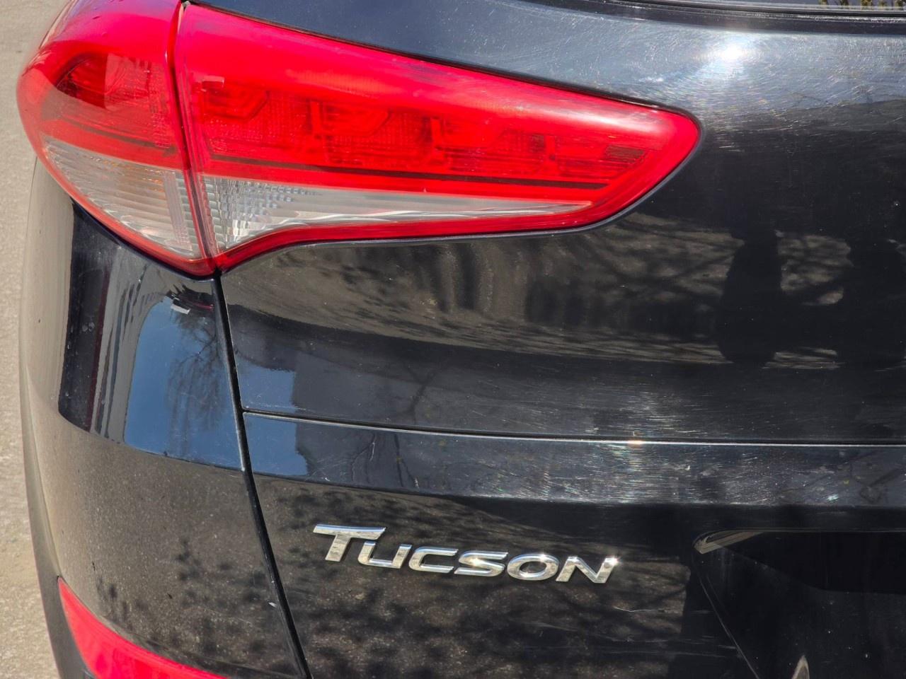 2017 Hyundai Tucson AWD 4DR 1.6L LIMITED Photo