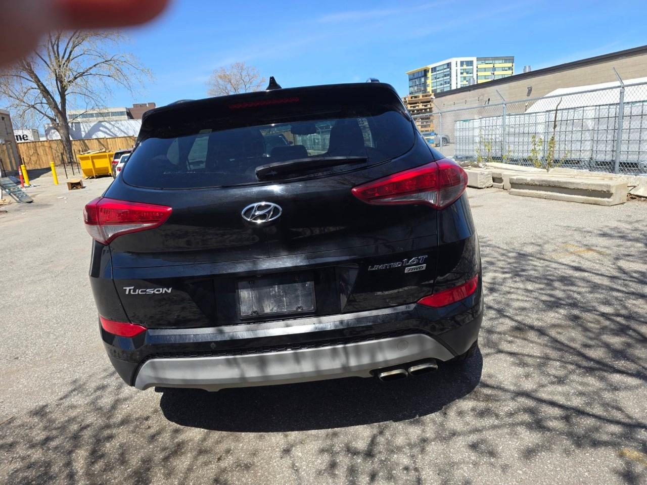 2017 Hyundai Tucson AWD 4DR 1.6L LIMITED Photo