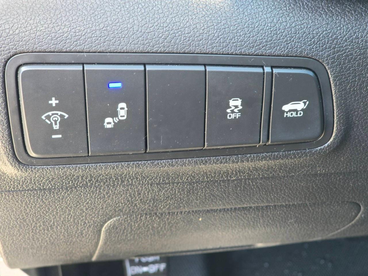 2017 Hyundai Tucson AWD 4DR 1.6L LIMITED Photo