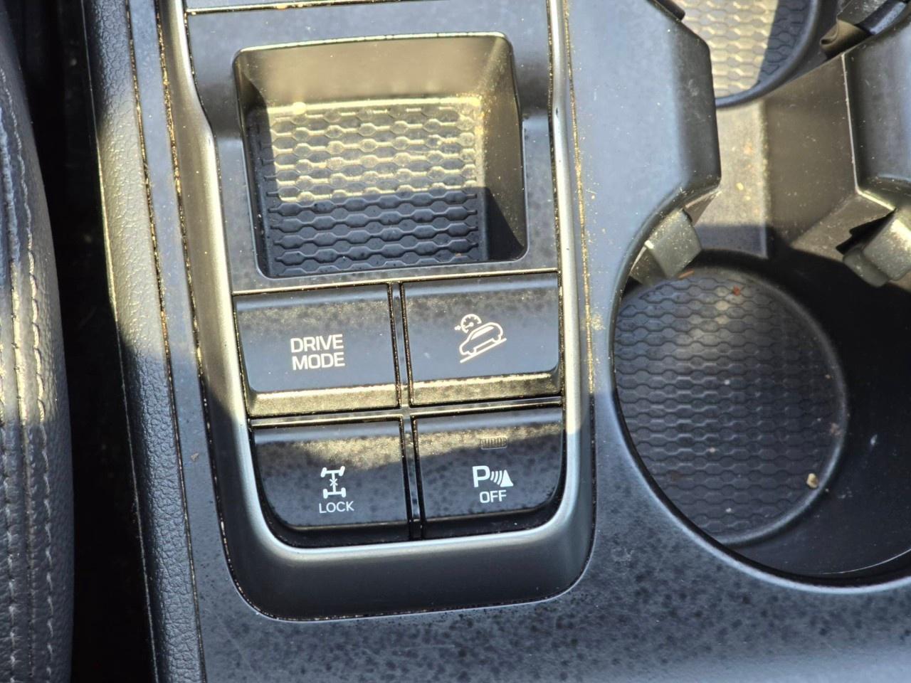 2017 Hyundai Tucson AWD 4DR 1.6L LIMITED Photo