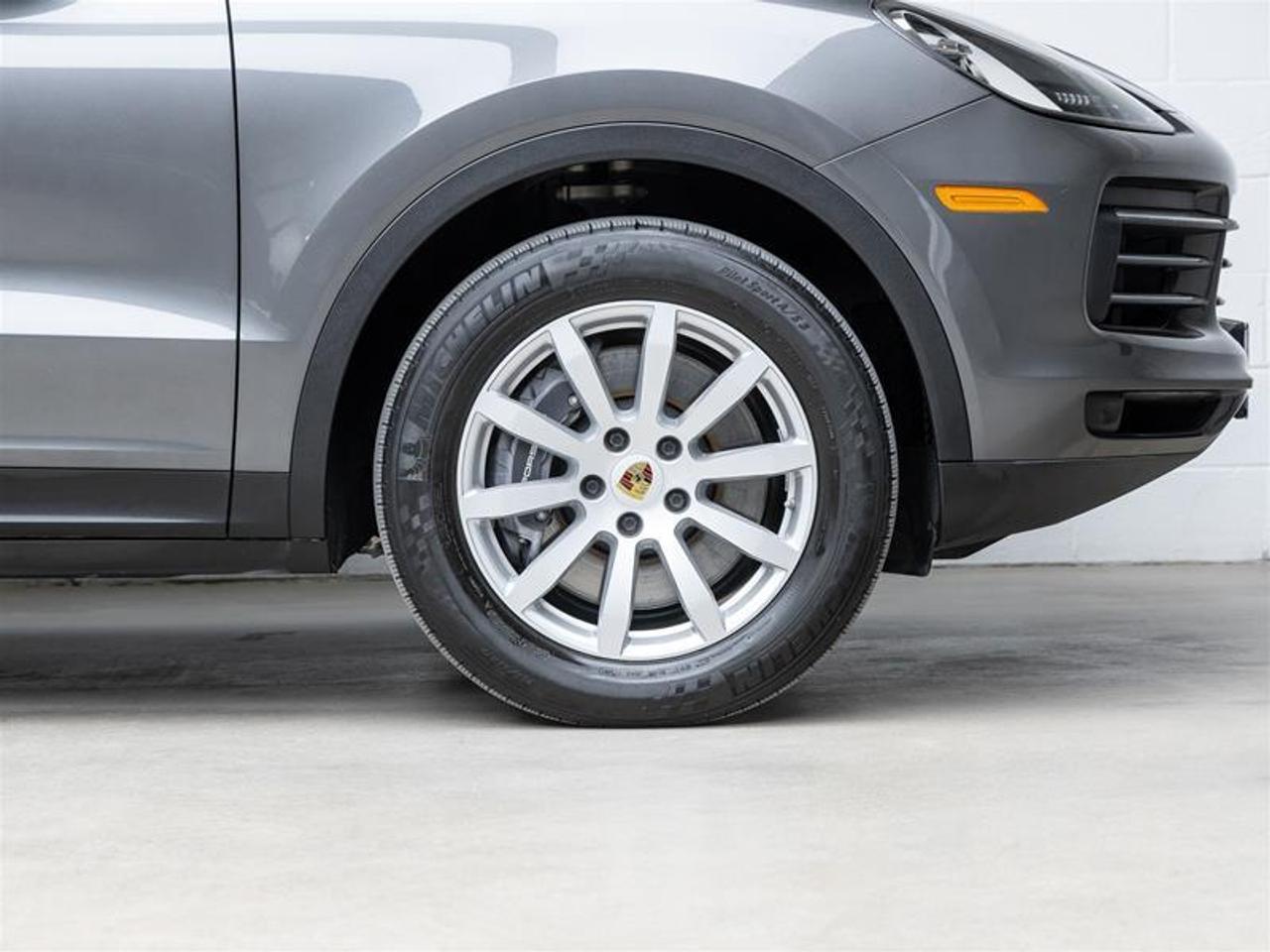 2021 Porsche Cayenne  Photo