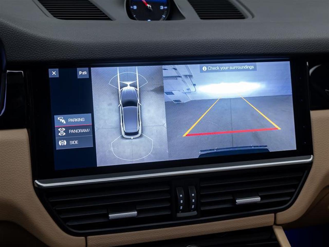 2021 Porsche Cayenne  Photo
