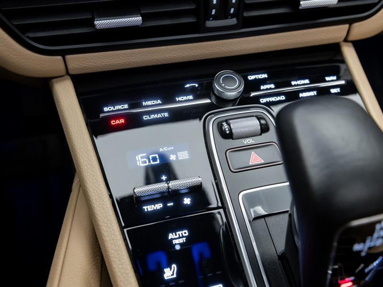 2021 Porsche Cayenne  Photo