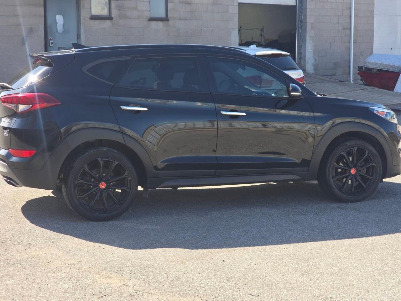 2018 Hyundai Tucson 1.6T Noir AWD Photo4