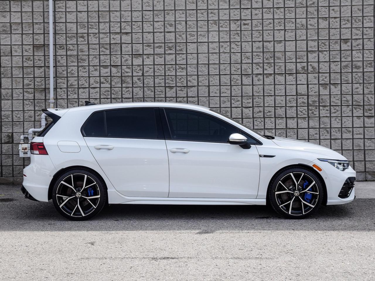 2024 Volkswagen Golf R Base (DSG) 4dr All-Wheel Drive 4MOTION Hatchback Photo