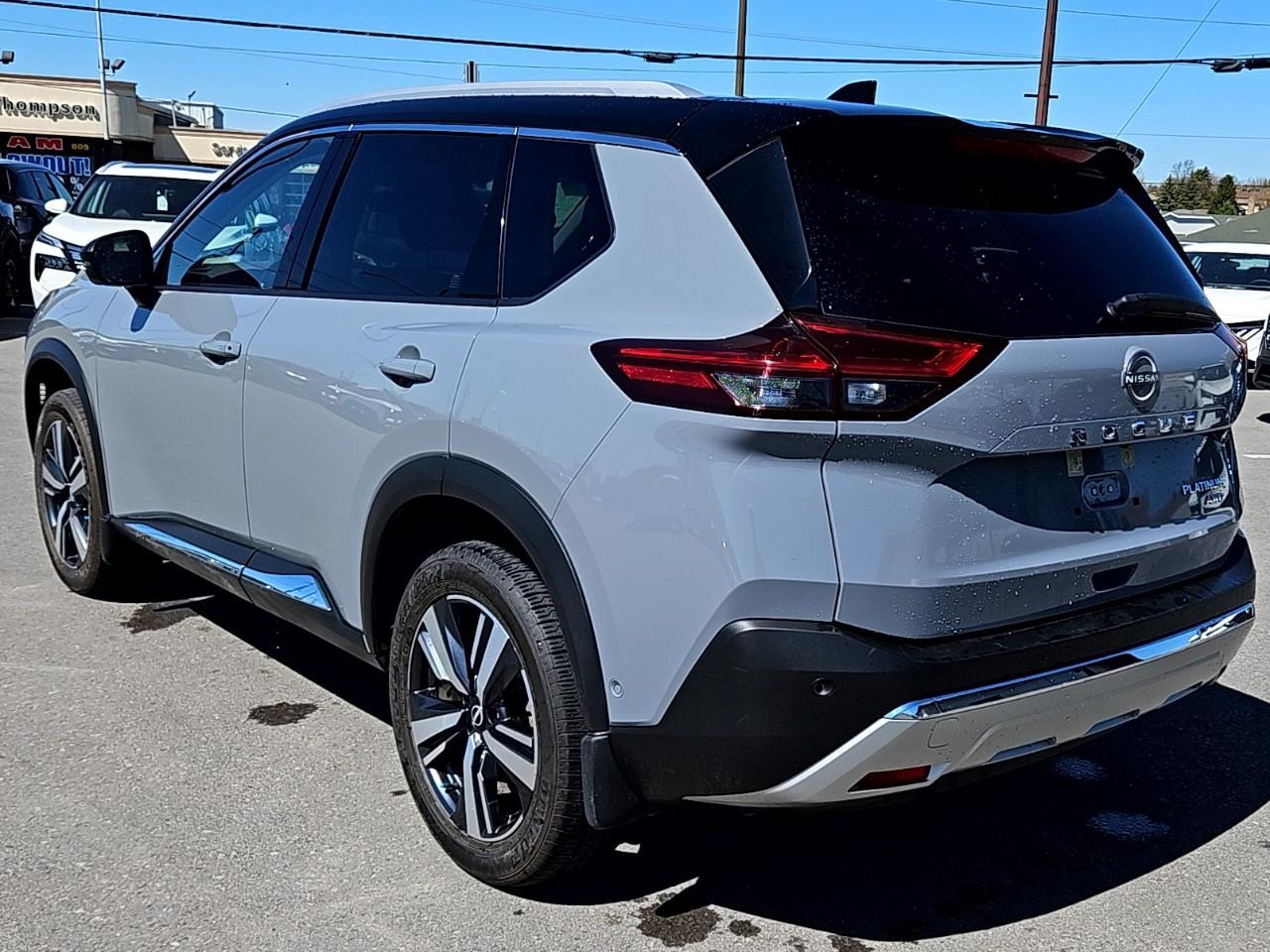 2023 Nissan Rogue AWD Platinum Photo