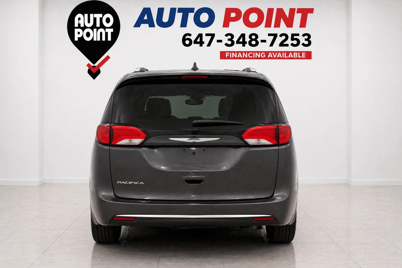 2017 Chrysler Pacifica 4dr Wgn Touring-L Photo