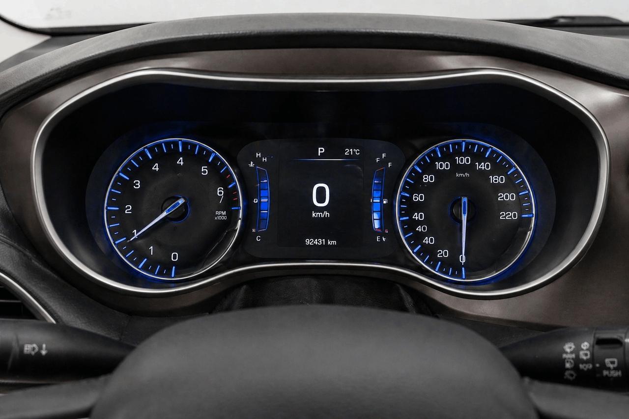 2017 Chrysler Pacifica 4dr Wgn Touring-L Photo