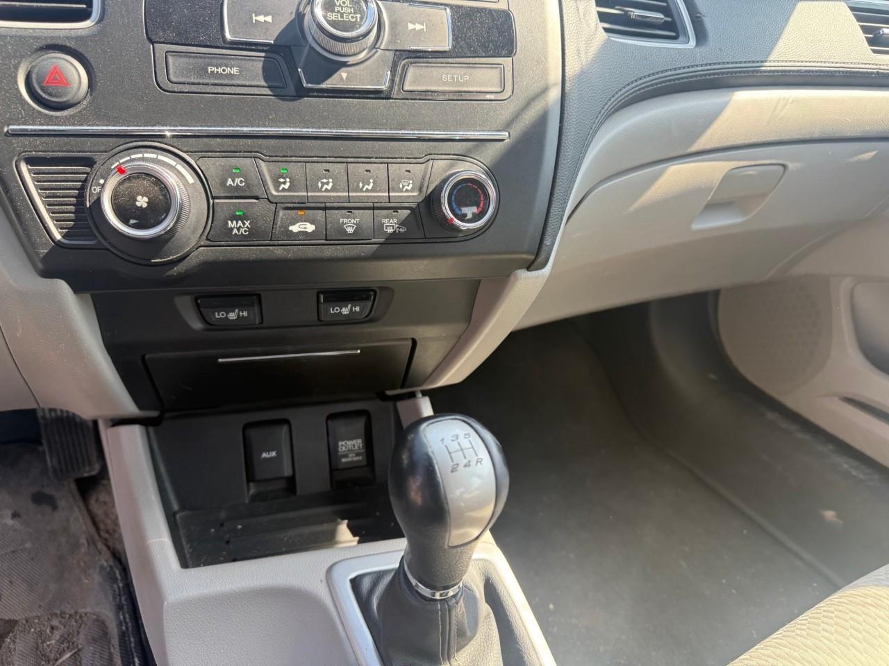 2015 Honda Civic LX (M5) 4dr Sedan Photo