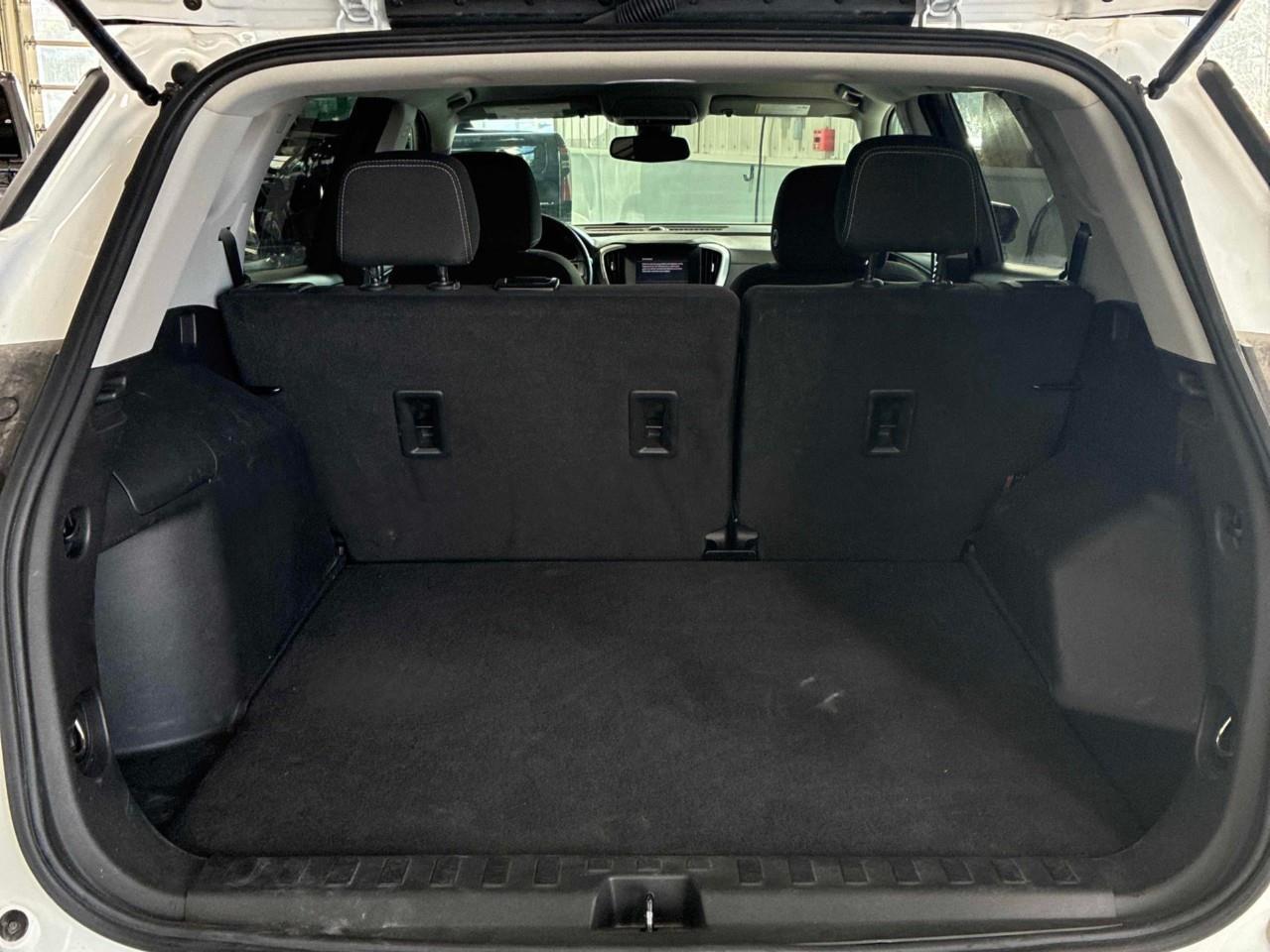 2024 GMC Terrain SLE 4dr All-Wheel Drive Photo