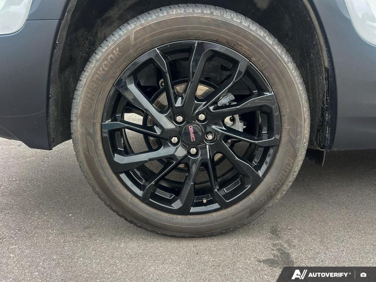 2024 GMC Terrain SLE 4dr All-Wheel Drive Photo