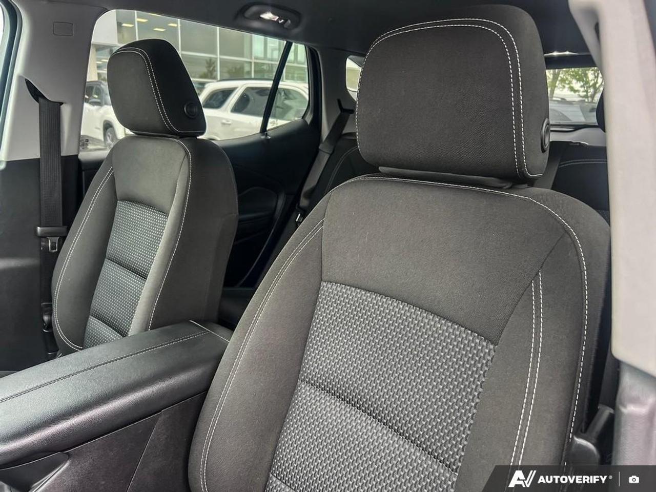 2024 GMC Terrain SLE 4dr All-Wheel Drive Photo