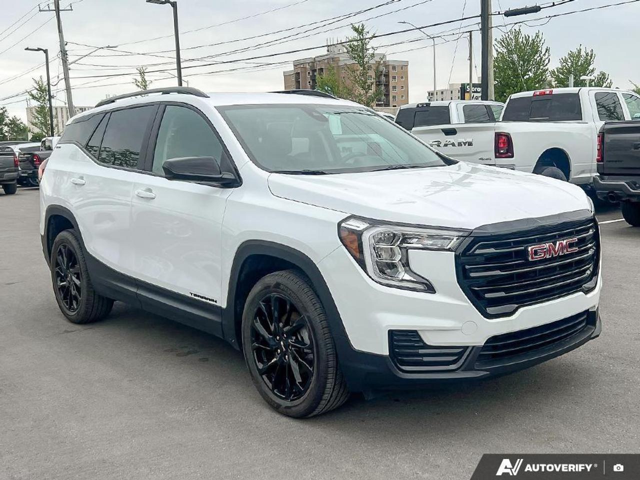 2024 GMC Terrain SLE 4dr All-Wheel Drive Photo