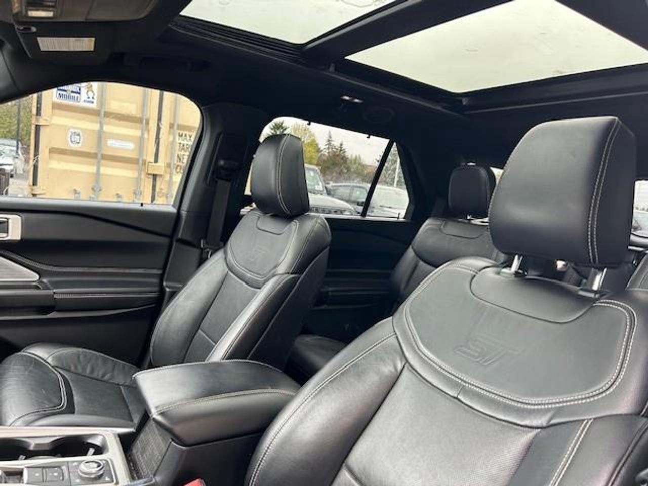 2020 Ford Explorer ST 4dr 4x4 Photo4