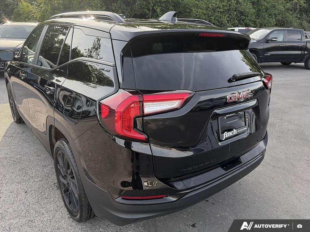 2024 GMC Terrain SLE 4dr All-Wheel Drive Photo