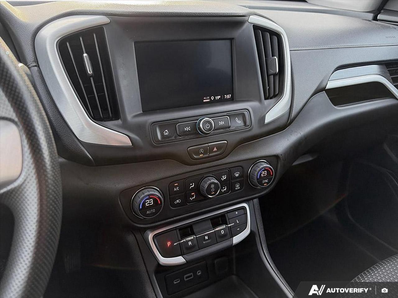 2024 GMC Terrain SLE 4dr All-Wheel Drive Photo