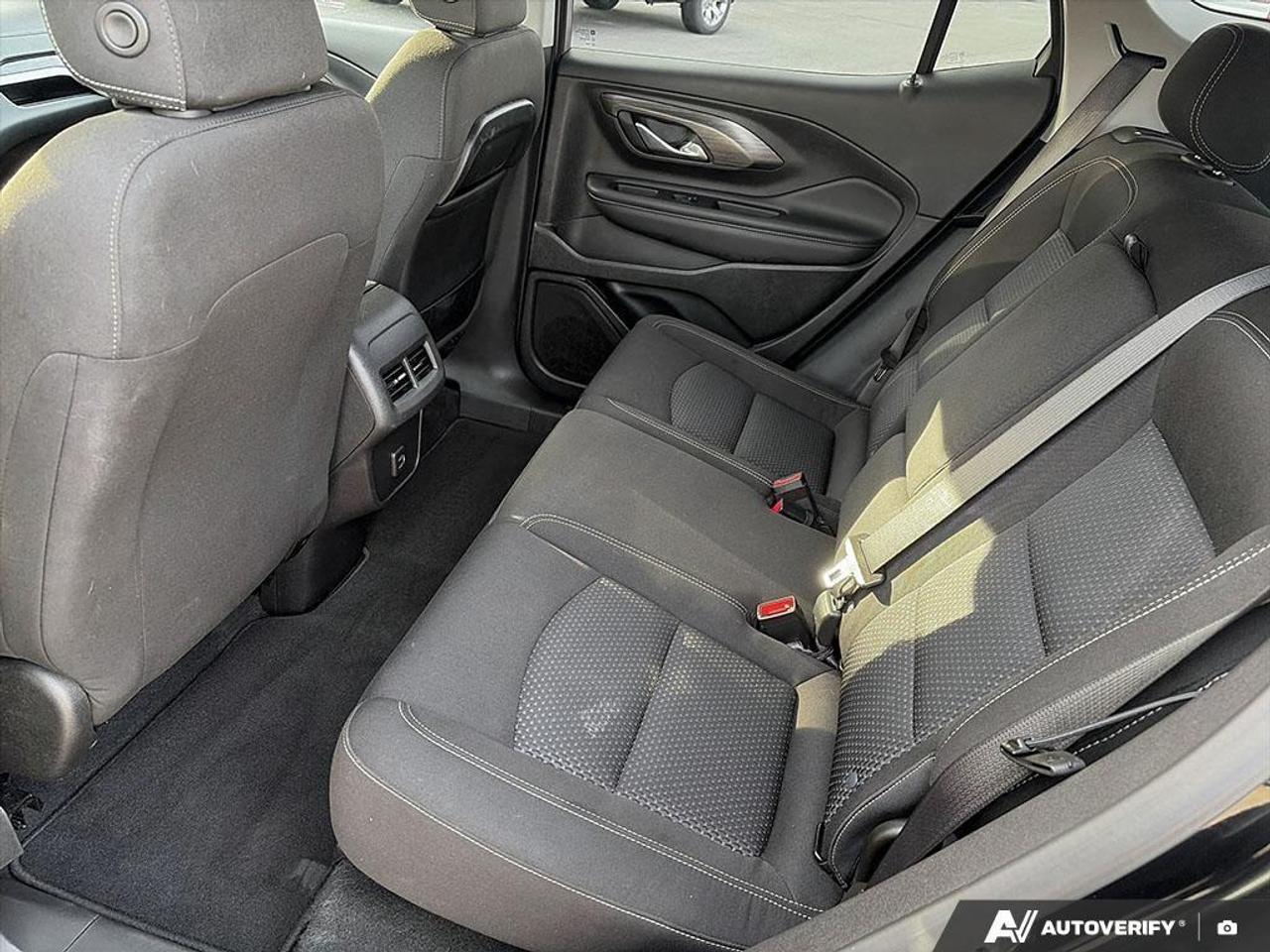 2024 GMC Terrain SLE 4dr All-Wheel Drive Photo