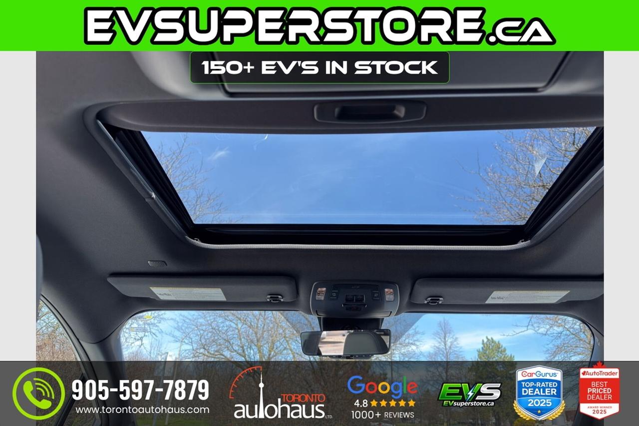 2024 Toyota Sienna XSE/AWD/TECH PKG/NO ACCIDENTS/DVD Photo