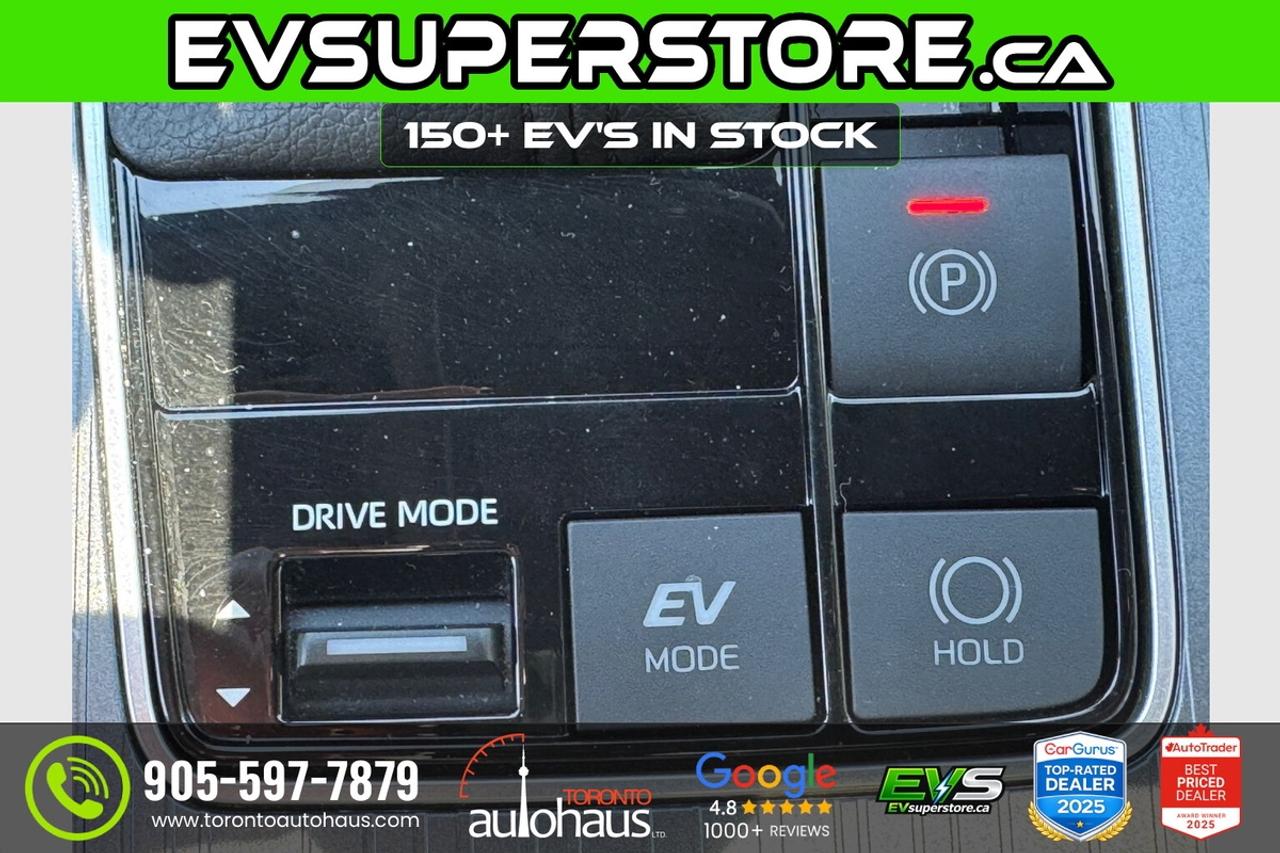 2024 Toyota Sienna XSE/AWD/TECH PKG/NO ACCIDENTS/DVD Photo