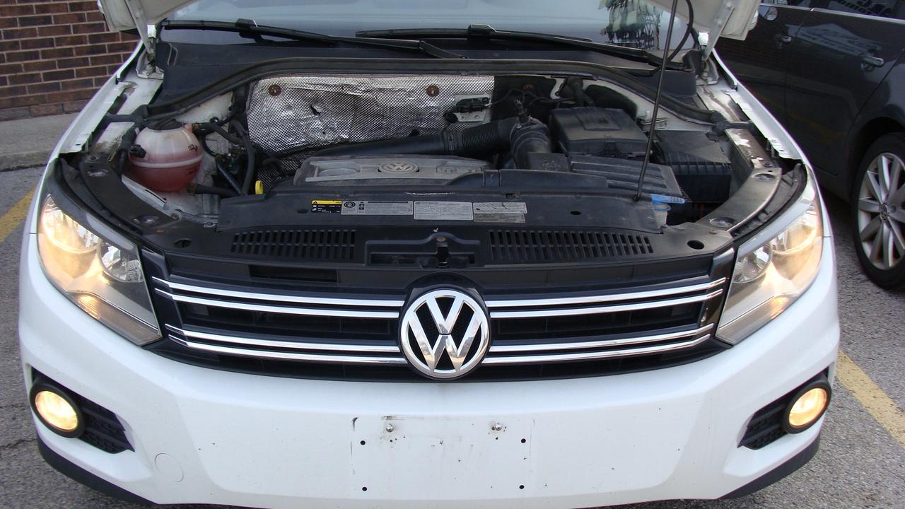 2017 Volkswagen Tiguan 4MOTION 4dr Wolfsburg Edition*NEW PRICE!*PANORAMIC Photo