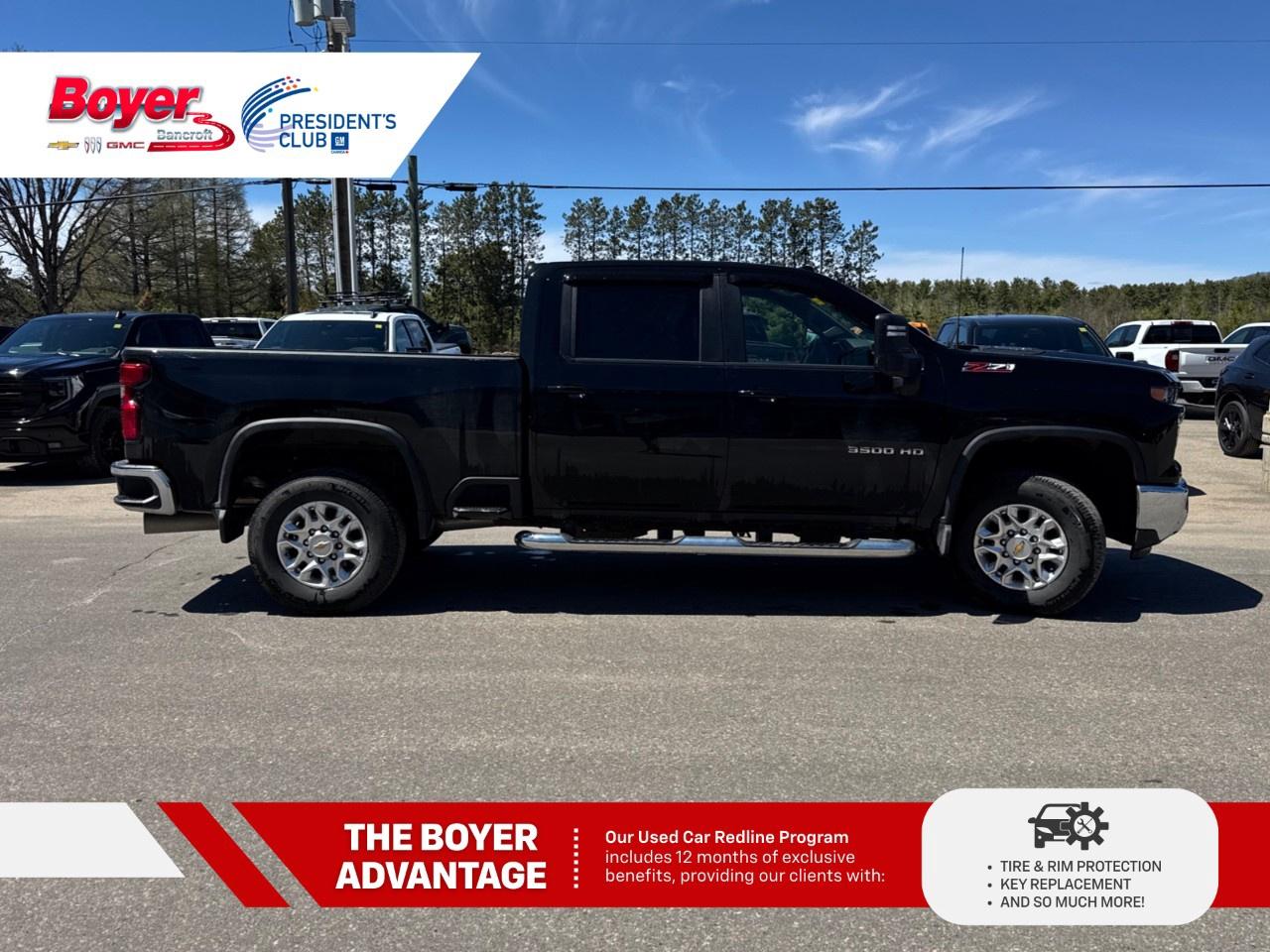 2024 Chevrolet Silverado 3500HD 4WD Crew Cab Standard Box LT Photo3