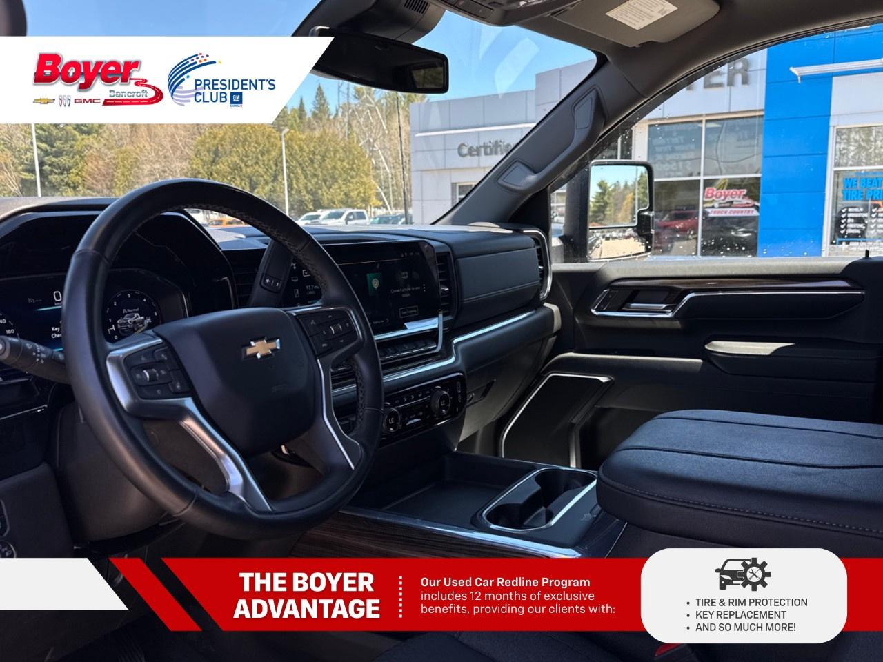 2024 Chevrolet Silverado 3500HD 4WD Crew Cab Standard Box LT Photo