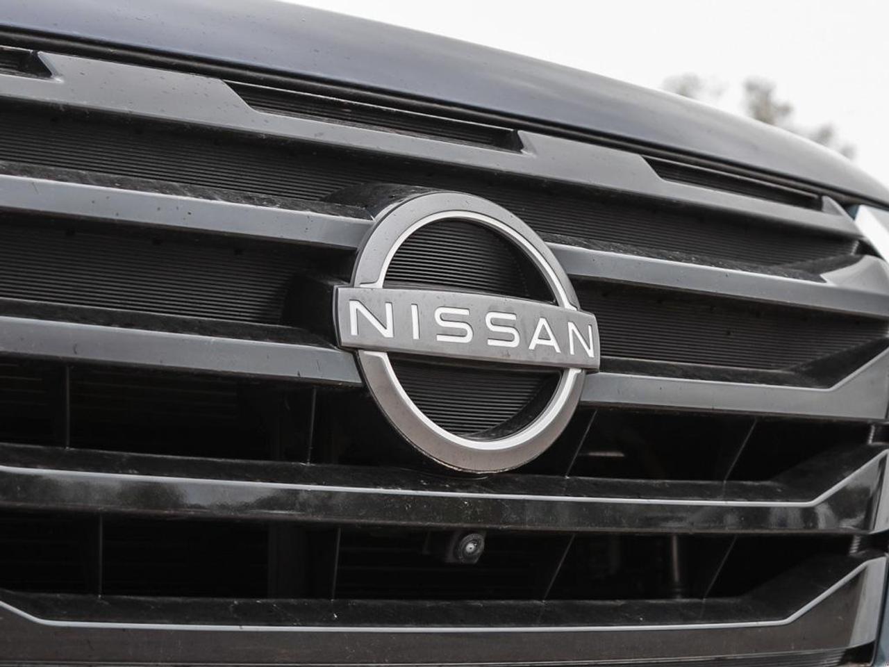 2023 Nissan Pathfinder Platinum 4dr 4x4 Photo