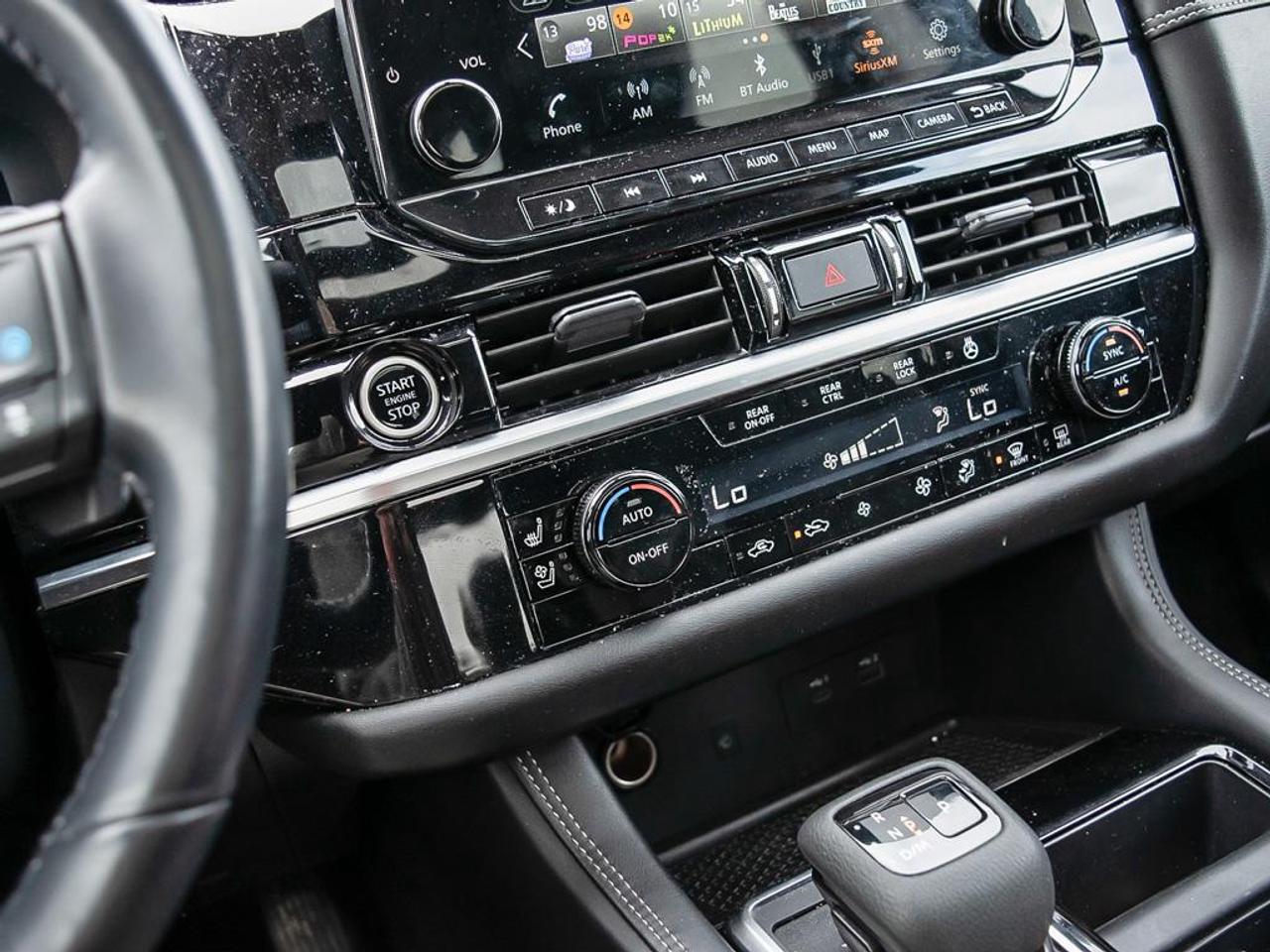 2023 Nissan Pathfinder Platinum 4dr 4x4 Photo