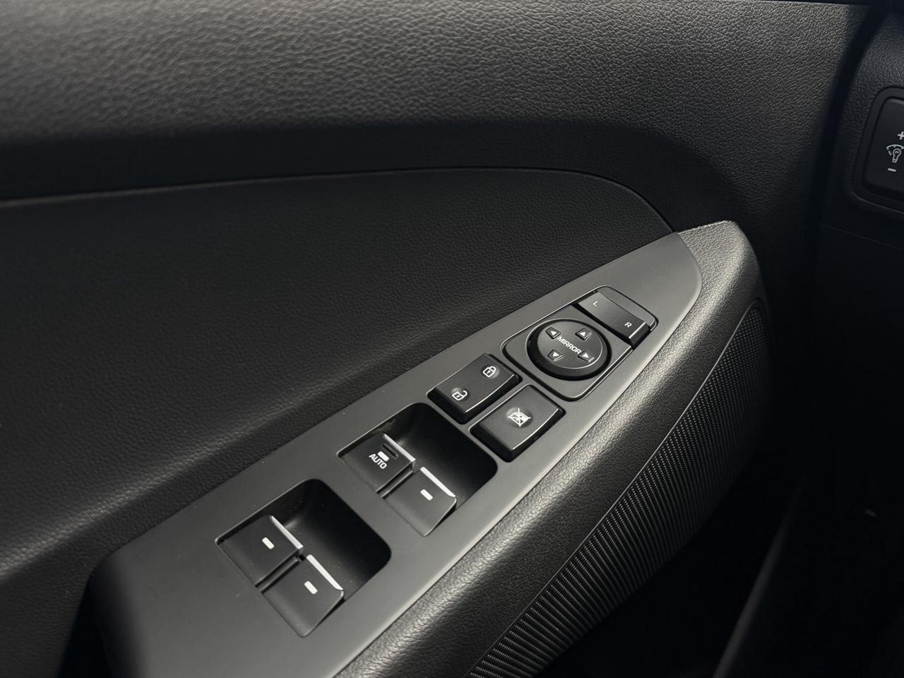2020 Hyundai Tucson Luxury AWD   Pano Roof   Leather   Drive Assist Photo